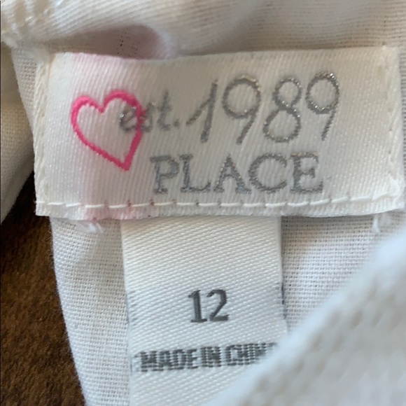 A white dress - Picture 3 of 3